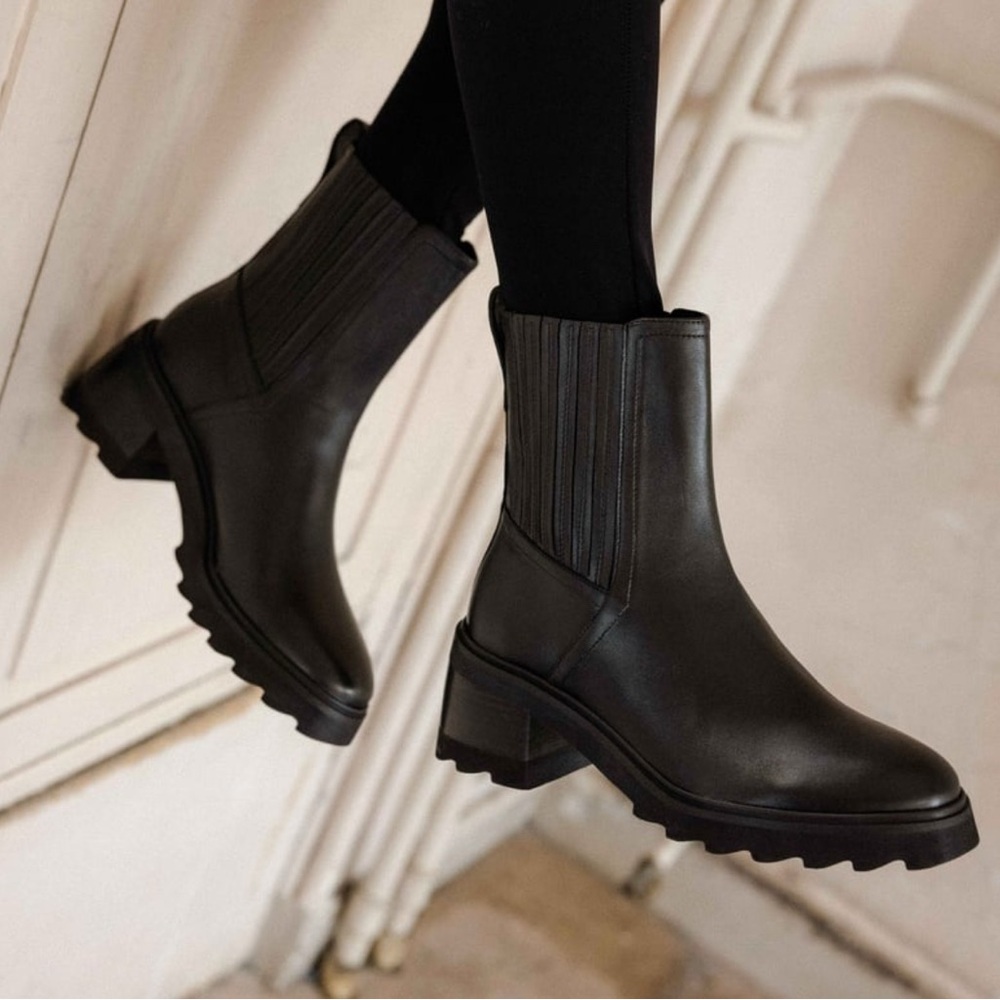 Bobbies Paris Lison Boots in Passion Black - Size EU 39